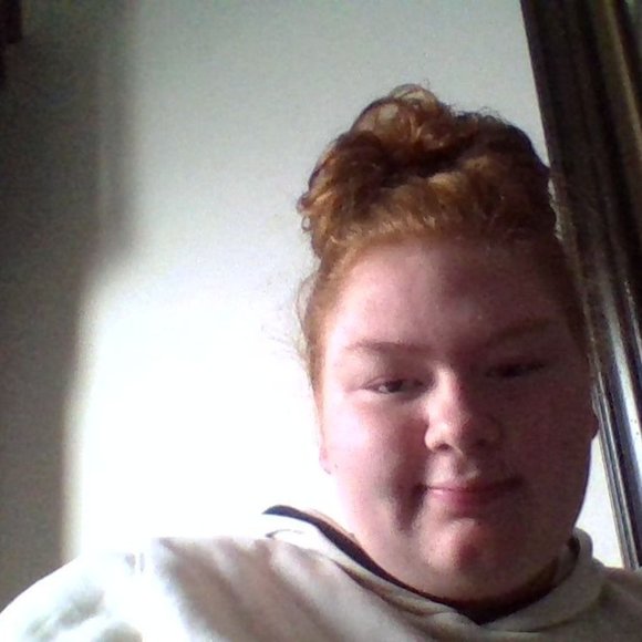 Meet your Posher, Kellie - Picture 1 of 1